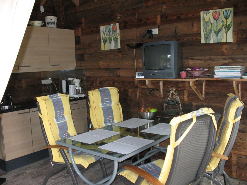 Bed and Breakfast Altijd Zon Осс Экстерьер фото